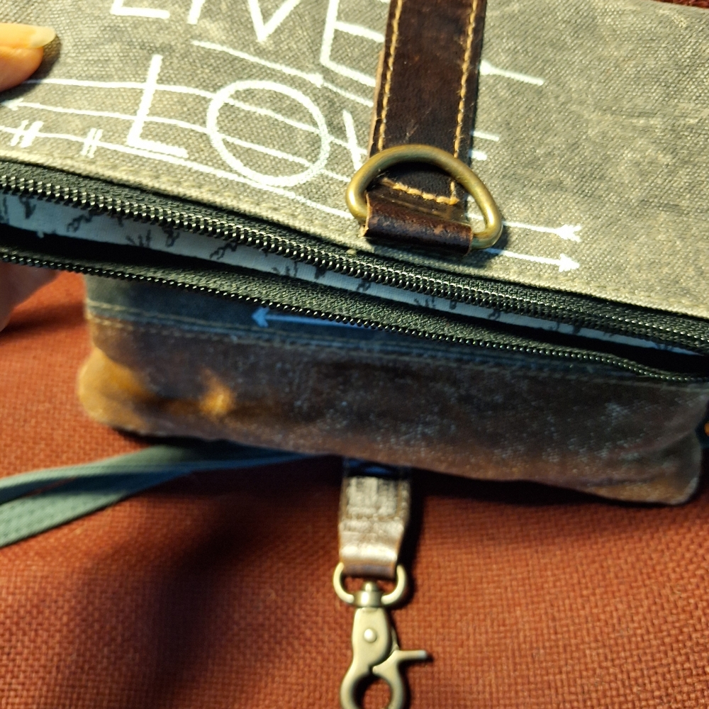 Mona B Live Love Canvas Crossbody Bag - Brown and Olive - Picture 4 of 9
